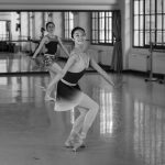 George Balanchine © The George Balanchine Trust: Who Cares?, Balet Národního divadla, zkoušky – Nana Nakagawa (foto Serghei Gherciu)