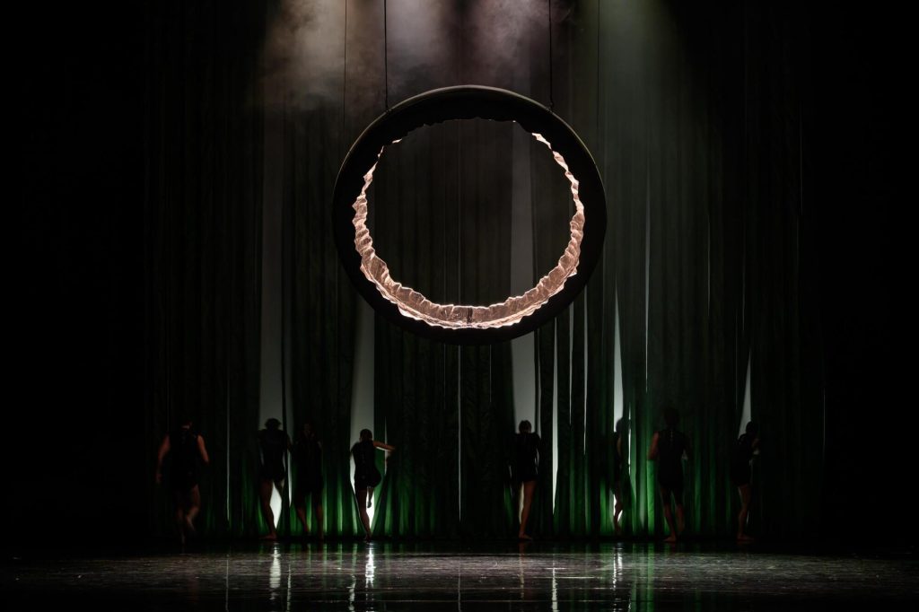 Igor Stravinskij: Svěcení jara, Moravské divadlo Olomouc (foto Serghei Gherciu)