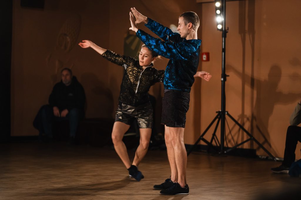 Inga Zotova-Mikshina a Roman Zotov-Mikshin: Pěny (zdroj Immediatus Biennale)