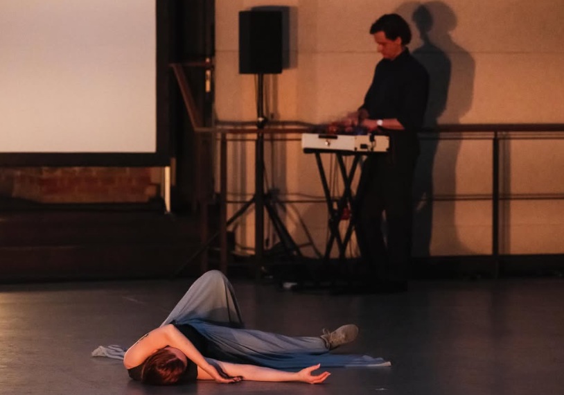 Kasia Wolińska: Phoenix.Sun, kostýmová zkouška (foto Dajana Lother)