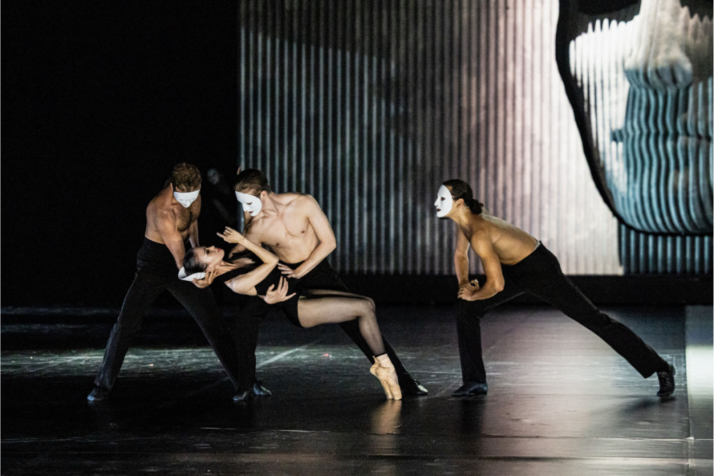 Mário Radačovský: Maska, Národní divadlo Brno, Janáčkovo divadlo (foto Pavel Hejný)