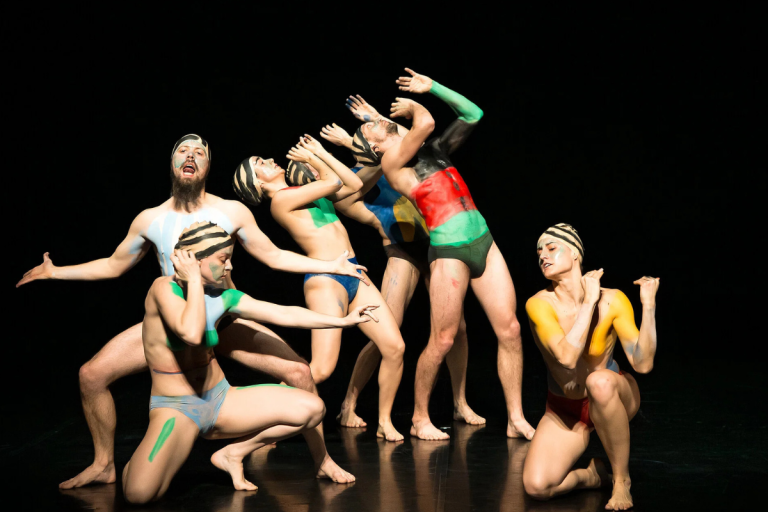Emese Cuhorka, Csaba Molnár: Masterwork for Six Dancers Masterwork for Six Dancers (foto Sara Rman)