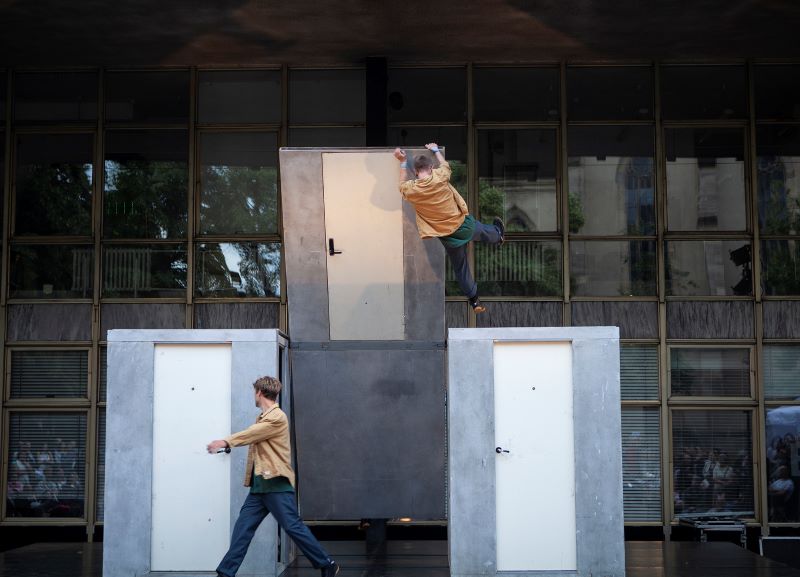 KoresponDance v Praze – Exit (foto Dragan Dragin 2023)