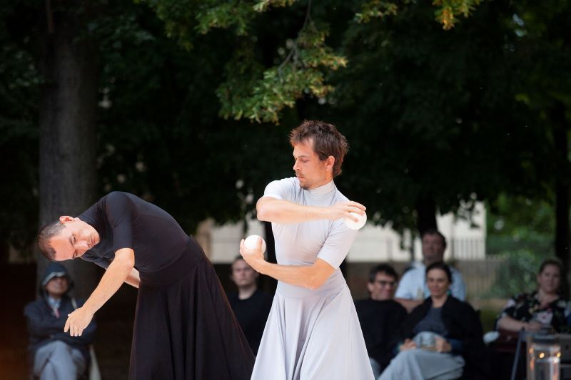KoresponDance v Praze – Yin Zéro (foto Dragan Dragin 2023)