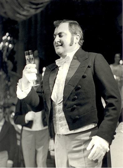 G.Verdi: La traviata - František Livor (Alfréd) - SND Bratislava 1975 (foto archív SND)