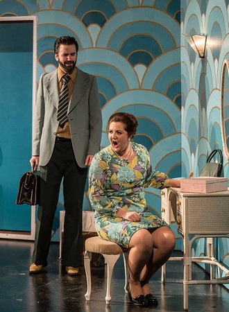 Ermanno Wolf-Ferrari: Le donne curiose - Christopher Cull (Lelio), Jennifer Witton (Eleonora) – Guildhall School London 2015 (foto ©Guildhall School / Clive Barda)