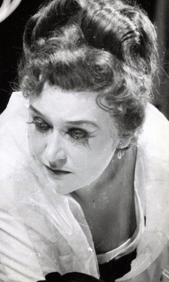 Giuseppe Verdi: La traviata - Libuše BLáhová (Traviata) (foto archiv DJKT)