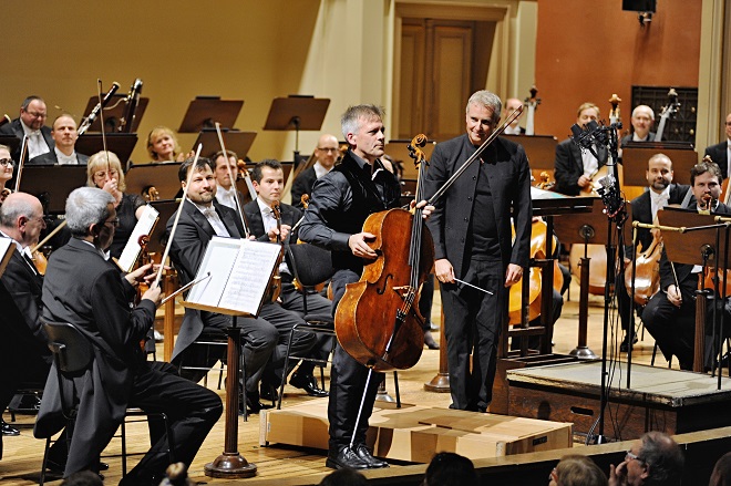 Alban Gerhardt, Alexander Liebreich, Symfonický orchestr Českého rozhlasu - Praha 29. 10. 2017 (foto Tomáš Vodňanský)