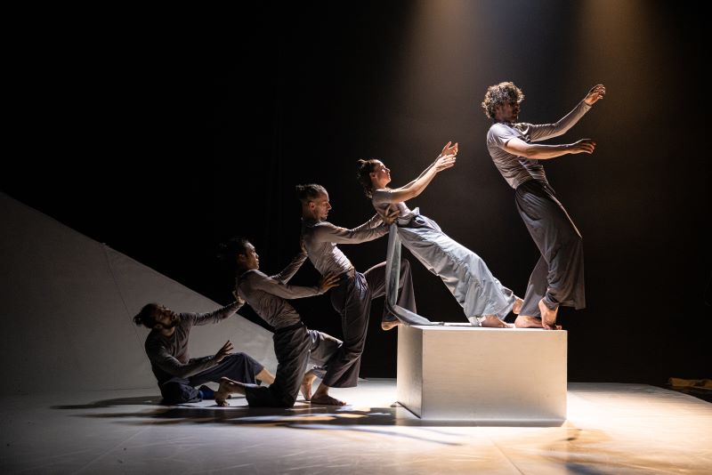 Losers Cirque Company – Loop (foto Pavel Hejný)
