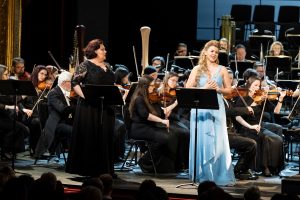 Gaetano Donizetti: Lucia di Lammermoor – Lucie Hilscherová, Lucie Kaňková, 11. března 2023, Státní opera Praha (zdroj Národní divadlo, foto Zdeněk Sokol)
