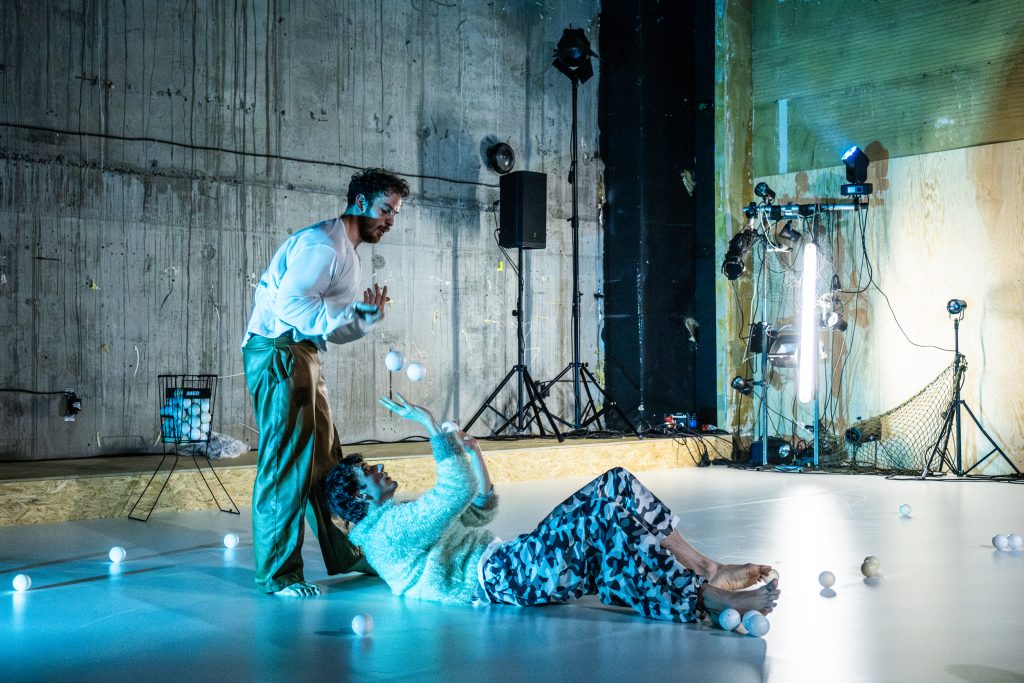 Lukas Bliss a Andrej Štepita: Flotsam a Jetsam, 12. února 2026, Kulturní stanice Galaxie (foto David Konečný)