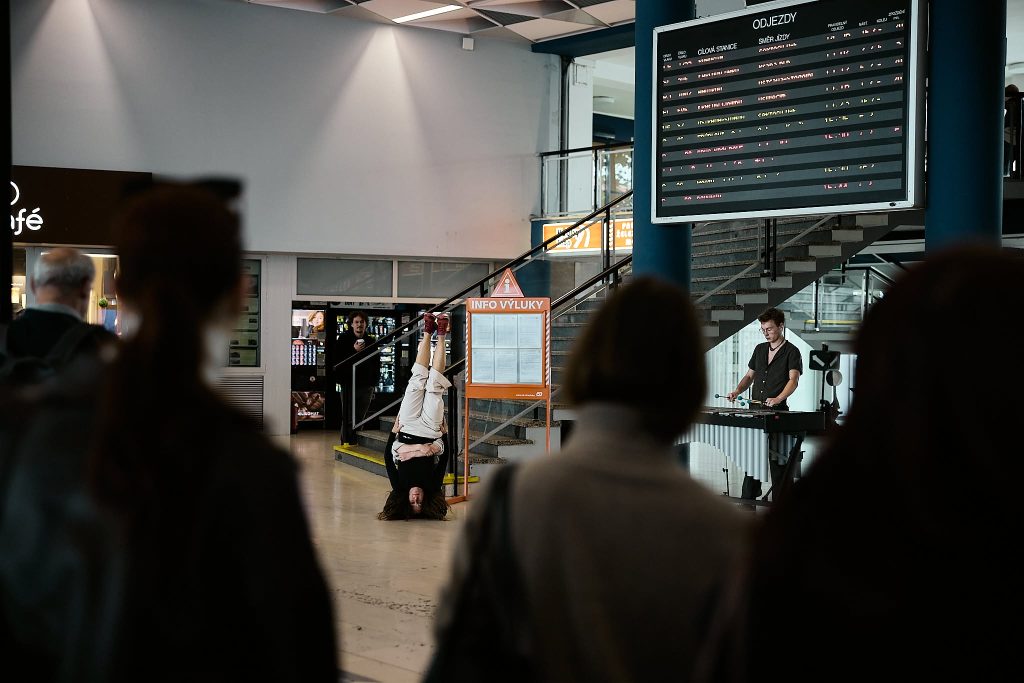MOVE Fest 2026 – Andrej Štepita: Connecting/Stations, 25. září 2026, Ostrava, hlavní nádraží (foto Kamil Hauptmann)
