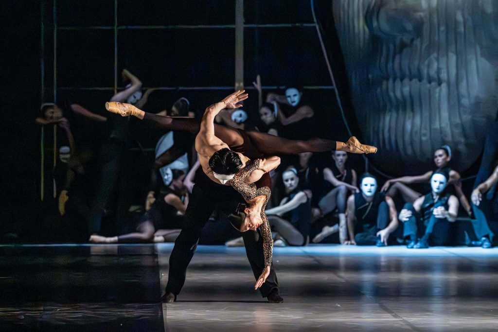 Mário Radačovský: Maska, Národní divadlo Brno, Janáčkovo divadlo (foto Pavel Hejný)