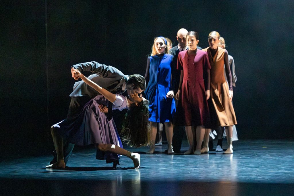 Markéta Pimek Habalová: Kafka, Janáčkovo divadlo – Se Hyun An a Arthur Abram (foto Pavel Hejný)