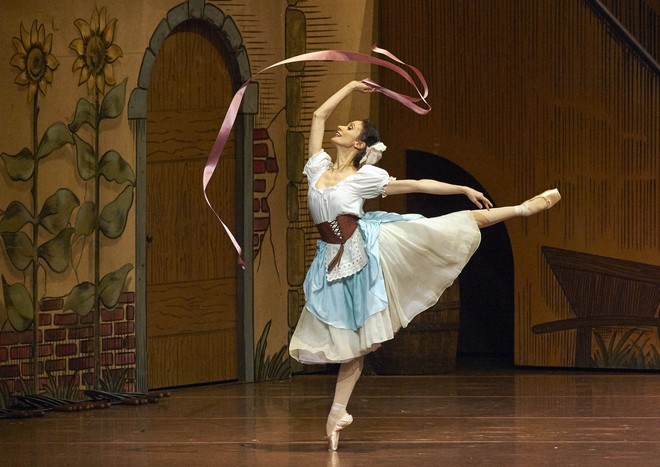 Marná opatrnost – choreografie Frederick Ashton - Liudmila Konovalova - Wiener Staatsballett (foto Wiener Staatsballett/Michael Pöhn)