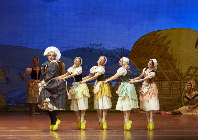 Marná opatrnost – choreografie Frederick Ashton - Roman Lazík - Wiener Staatsballett (foto Wiener Staatsballett/Michael Pöhn)