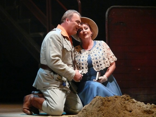 Georges Bizet: Carmen - Miroslav Dvorský (Don José), Adriana Kohútková (Micaela) - SND Bratislava 2002