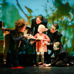 Miřenka Čechová a Petr Boháč: Baron Prášil, Laterna magika, Stavovské divadlo – Radim Vizváry, Inga Zotova Mikshina, Dalibor Lekeš a Markéta Vajdová (foto Petr Lebeda)