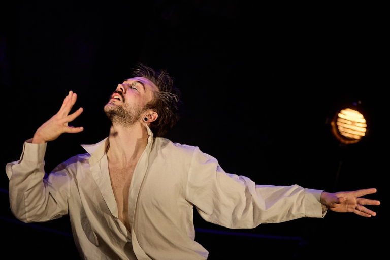 Mates Petrák: Rumble, Studio G, Ostrava (foto Kamil Košun)