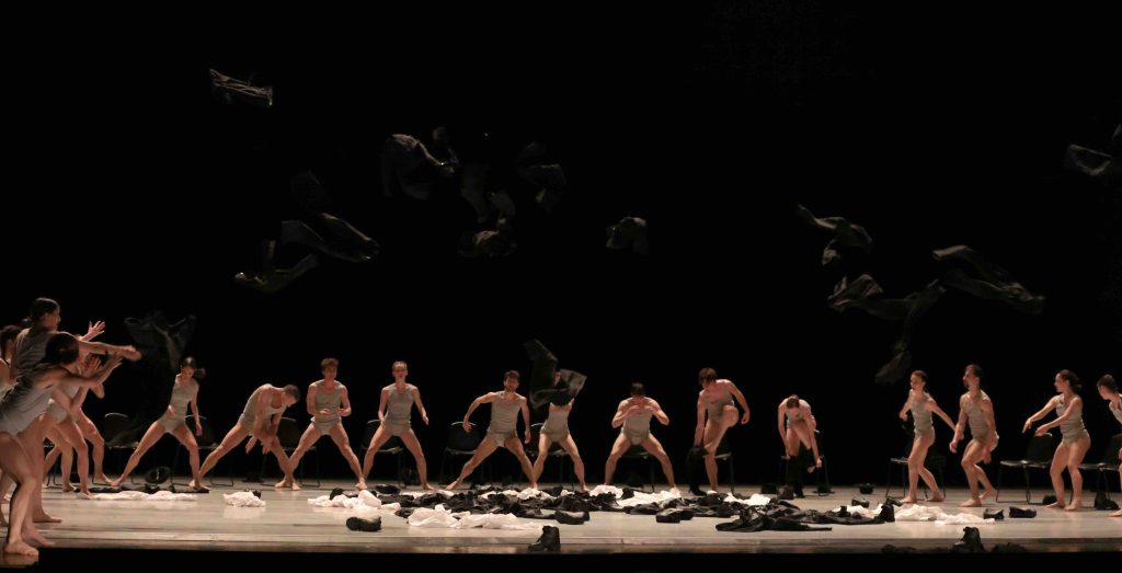 Ohad Naharin: Minus 16, Teatro alla Scala (foto Brescia e Amisano)