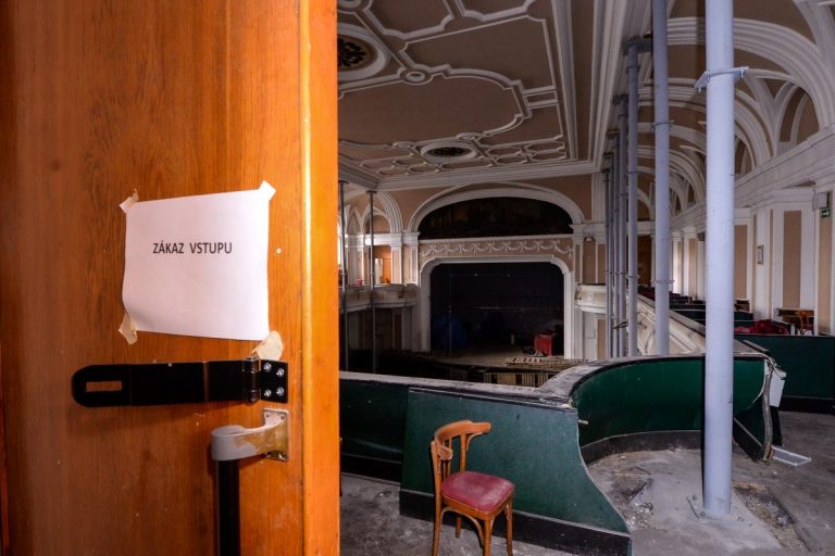 Peklo, pohled do sálu z balkonu, Plzeň (zdroj Eliška Bartáková)