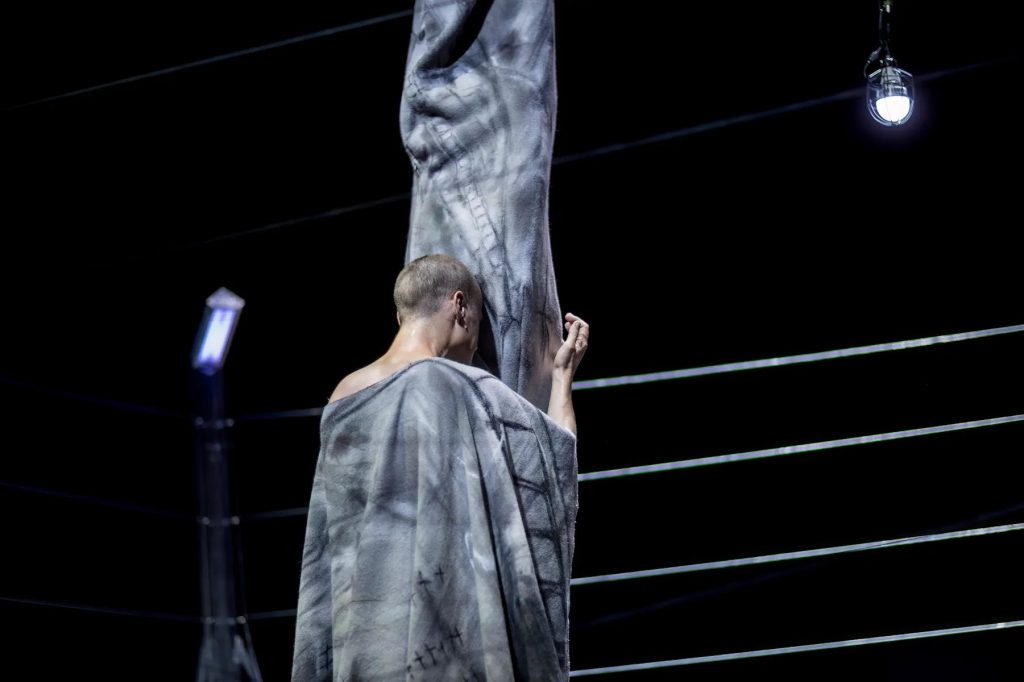 Petr Boháč: Perpetuum Havel, Laterna magika, Palác Akropolis – Roman Zotov-Mikshin (foto Vojtěch Brtnický)