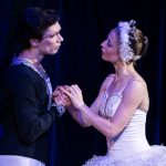 Petr Iljič Čajkovskij: Labutí jezero, Národní divadlo Brno – Andrea Popov Smejkalová a Maxim Chashchegorov (foto Arthur Abram)