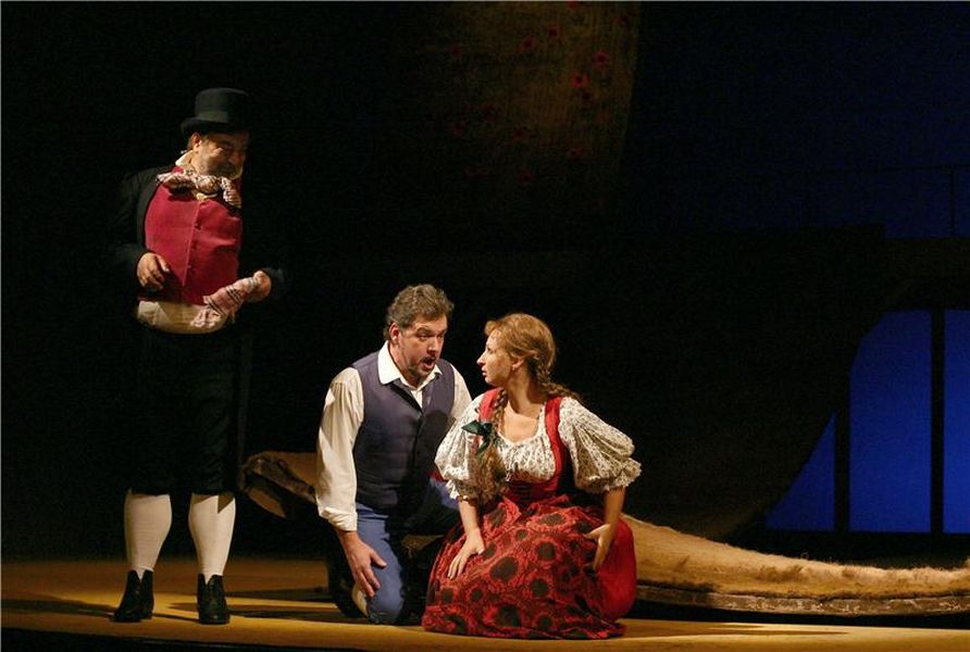 Bedřich Smetana: Prodaná nevěsta – Národní divadlo, premiéra roku 2008 (foto Hana Smejkalová)