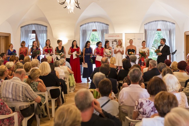 Koncert absolventů interpretačních kurzů Kateřiny Kněžíkové a Markéty Cukrové - Čechovna Liteň 2016 (foto Milan Mošna)