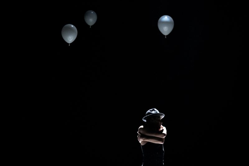 Radim Vizváry: Mime on the Moon (foto Anna Šolcová)