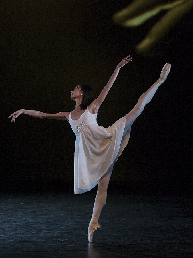 STVOŘENÍ – duet Adama a Evy - Eriko Wakizono © Costin Radu STVOŘENÍ – duet Adama a Evy - Eriko Wakizono © Costin Radu