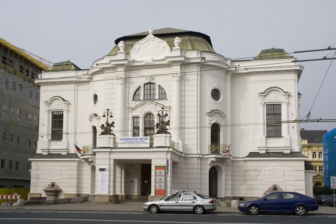 Severočeské divadlo Ústí nad Labem (zdroj operabalet.cz)