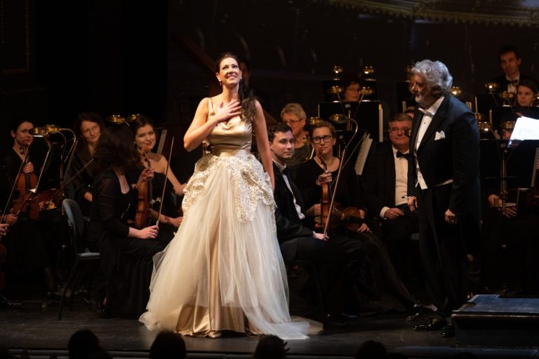 Štěpánka Pučálková a Plásido Domingo, Mozartovy narozeniny, Praha 2019 (zdroj Štěpánka Pučálková)