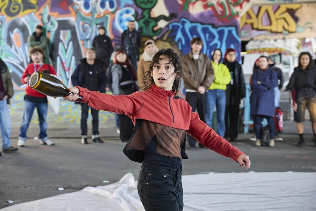 Swiss Dance Days 2026 – Luna Volet: parade d’intimidation aigre-douce (foto Yoshiko Kusano)