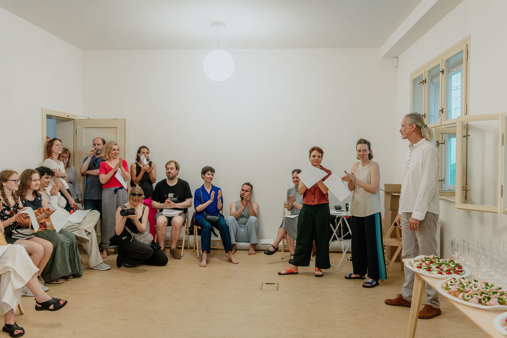 Sympozium Inner Speech as a Stage Gesture in Instant Composition – Jiří Lössl: křest knihy Výchova vědomým pohybem, Žižkostel, Praha (foto Tereza Jakoubková)