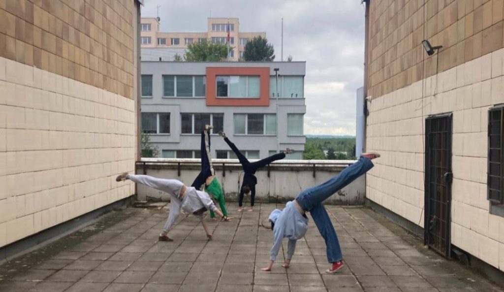Tanec ve veřejném prostoru (zdroj DanceConnected)