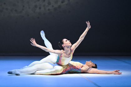Tribute to Tetley – Glen Tetley: Voluntaries, Opernhaus Stuttgart – Elisa Badenes, Martí Paixà (zdroj Stuttgarter Ballett)