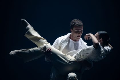 Uladzimir Ivanou: Archa, Národní divadlo Brno, Balet NdB 2, divadlo Reduta (foto Arthur Abram)