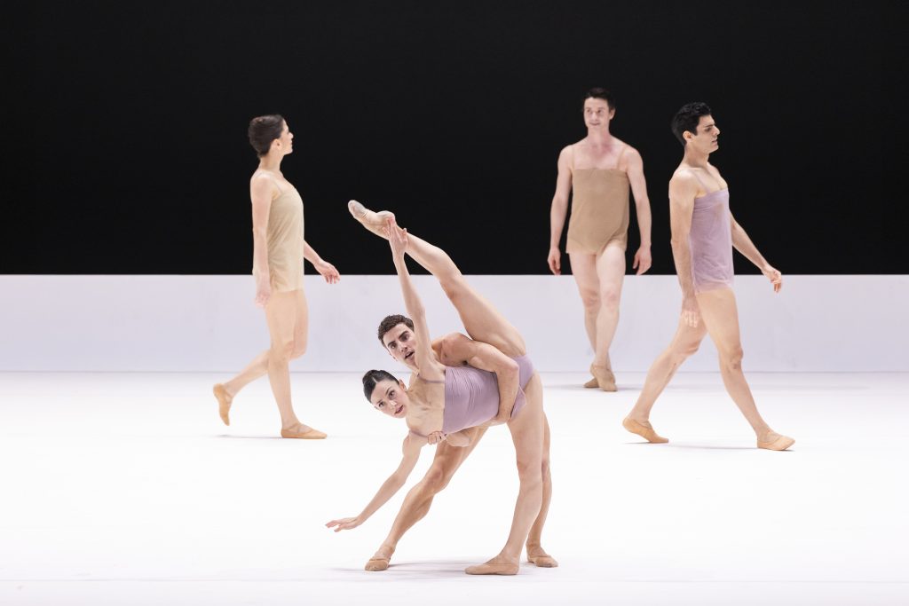 Wayne McGregor: Chroma, Teatro Alla Scala – Nicoletta Manni, Domenico Di Cristo, Alice Mariani, Valerio Lunadei, Gioacchino Starace (foto Brescia e Amisano)