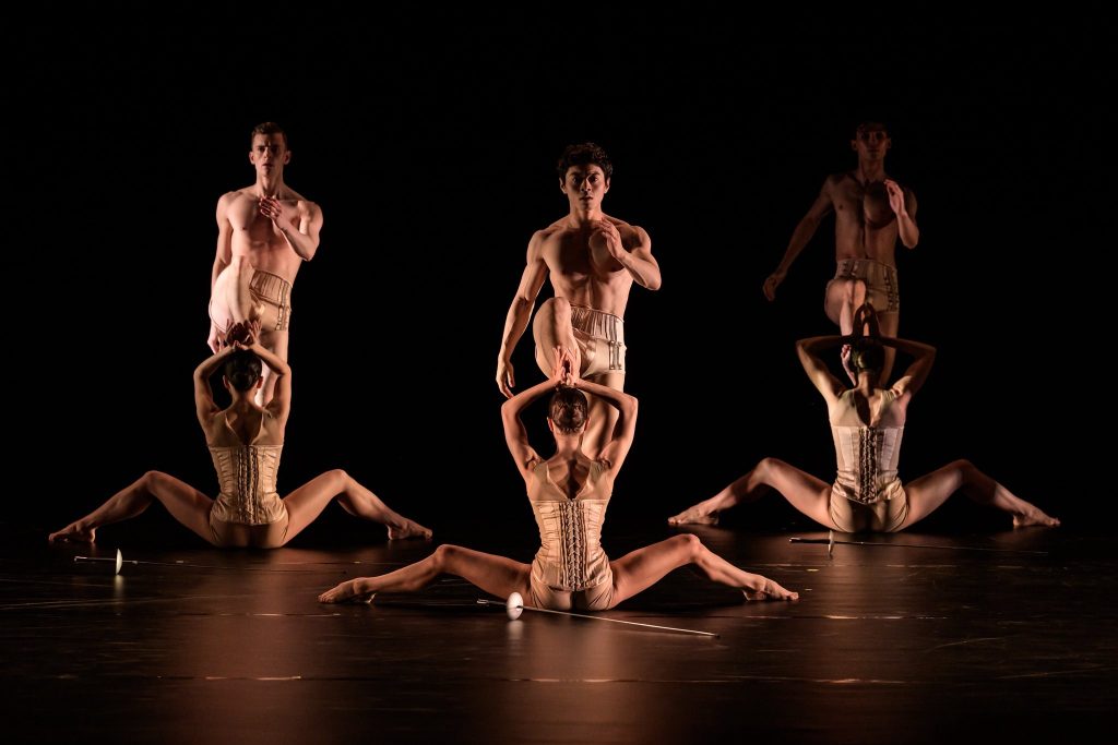 Wolfgang Amadeus Mozart, Jiří Kylián: Petite Mort, Národní divadlo moravskoslezské (foto Serghei Gherciu)