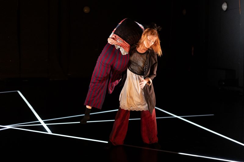 Yana Reutova – Paradoxial Bodies (foto Adéla Vosičková)