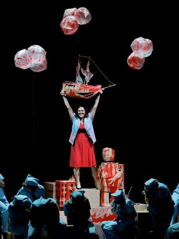 bayreuther-festspiele-fliegender-hollaender104~_v-image360h_-ec2d8b4e42b653689c14a85ba776647dd3c70c56