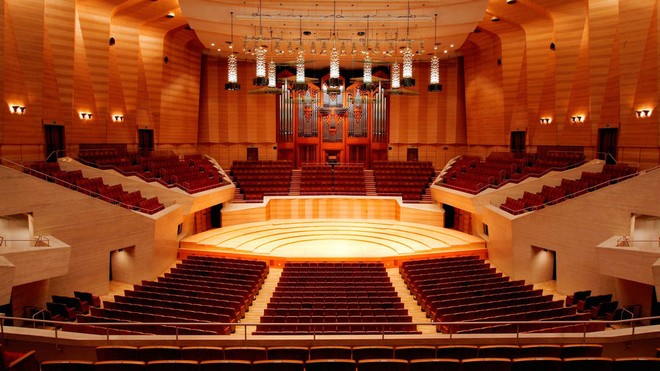 Santory Hall Tokio (foto archiv)