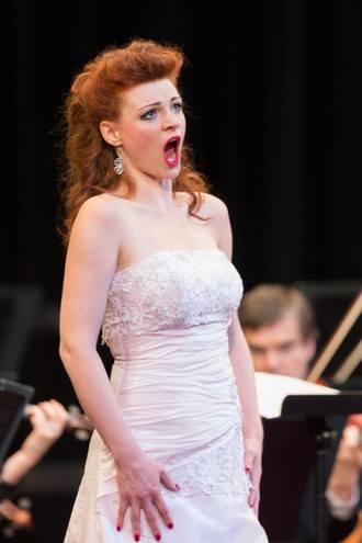 Smetanova Litomyšl 2016: Slavnostní zahajovací koncert - Marie Fajtová - Zámecké nádvoří Litomyšl 2016 (foto Smetanova Litomyšl)