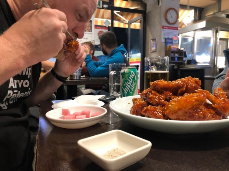 Smažené kuře (zdroj Filharmonie Brno)