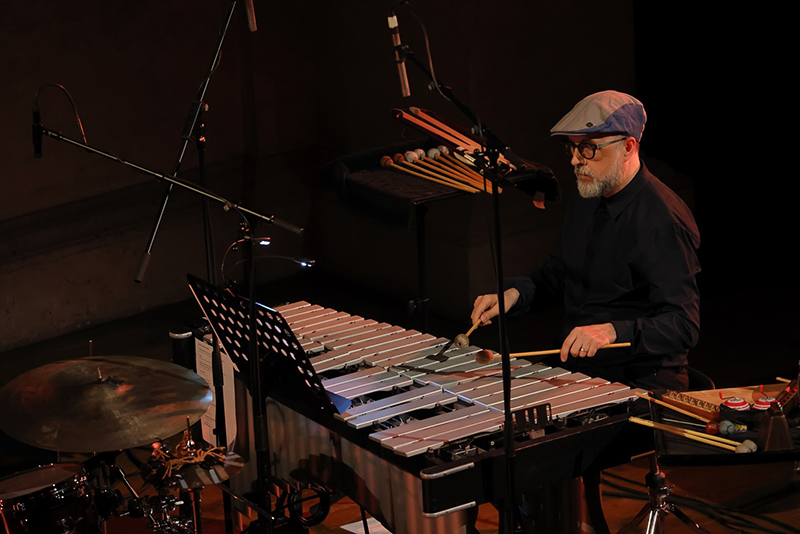 John Hollenbeck (zdroj Meredith Monk)