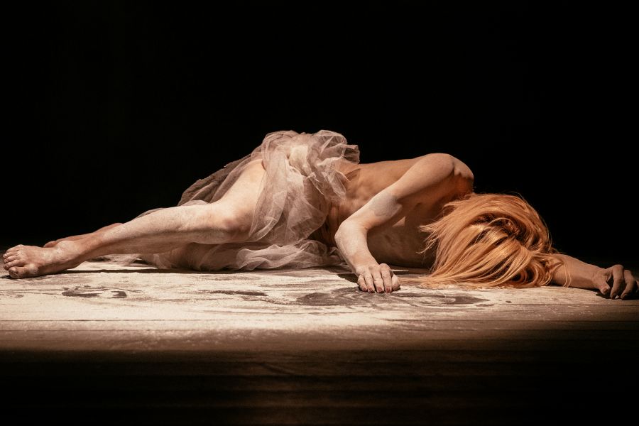 Ken Mai – Flesh to Ashes (foto Zuzana Lazarová)