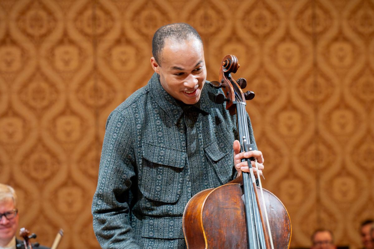 Česká filharmonie Sheku Kanneh-Mason, 19. února 2025, Rudolfinum, Dvořákova síň – Sheku Kanneh-Mason (foto Ivan Malý)