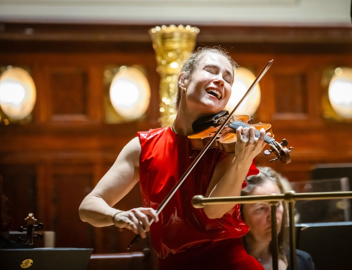 Leila Josefowicz, 19. března 2025, Obecní dům, Praha (zdroj Symfonický orchestr hl. m. Prahy FOK)