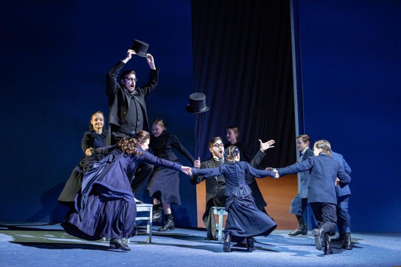 Jules Massenet: Werther, Národní divadlo – Jiří Brückler, Jan Hnyk, Kühnův dětský sbor (foto: Pavel Hejný)